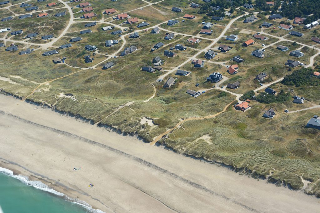 Luftfoto / Aerial photo, Sommerhusområdet Værmlandvej, Viktoriavej og Doblervej set fra vest